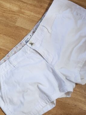 Women’s White Casual Chino Shorties